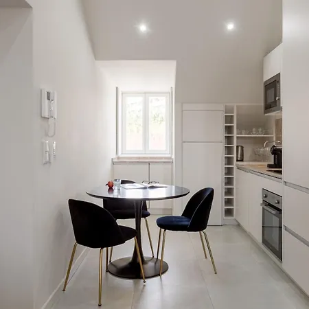 Daire The Explorers Nest - 2br In Lisboa