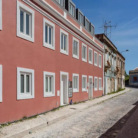The Explorers Nest - 2br In Apartament Lizbona