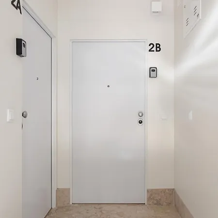 The Explorers Nest - 2br In 아파트