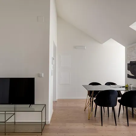 The Explorers Nest - 2br In شقة Lisboa
