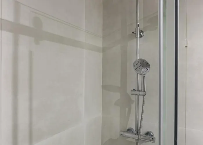 The Explorers Nest - 2br In شقة