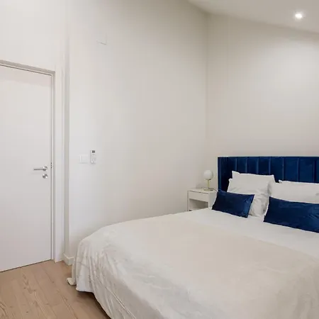 The Explorers Nest - 2br In ליסבון